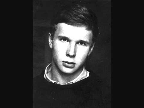 Рафал Воячек 6 декабря 1945 г - 11 мая 1971 г. (25 лет), Вроцлав, Польша