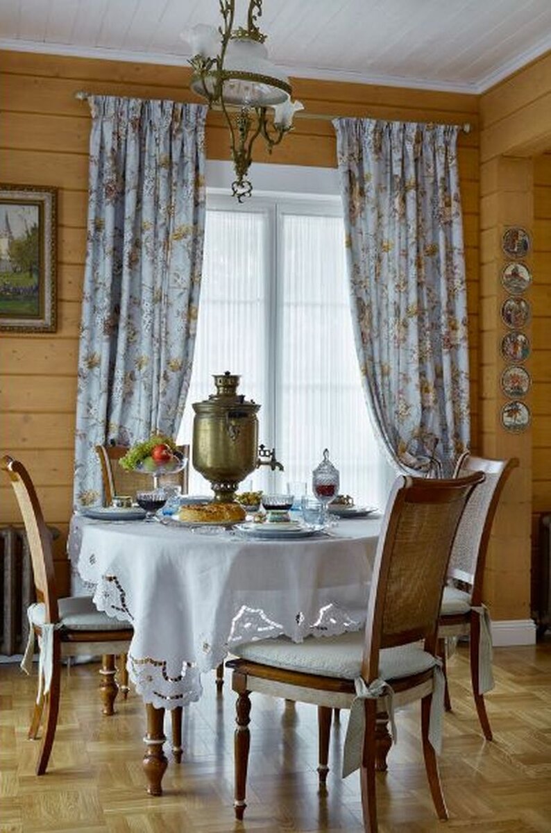 Современный дизайн интерьера в русском стиле. Фото 1.