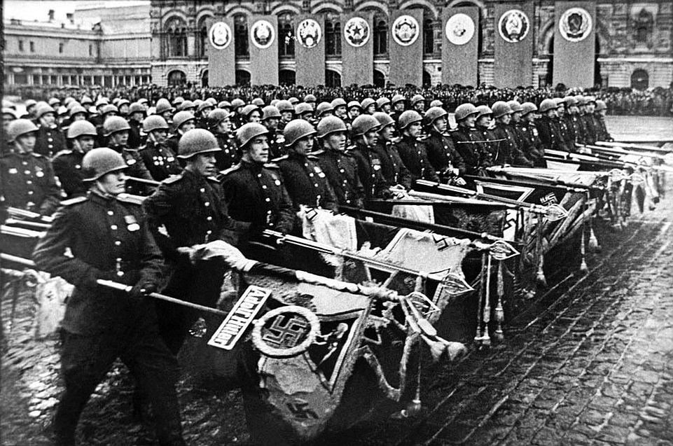 Фото с парада победы 1945 в москве