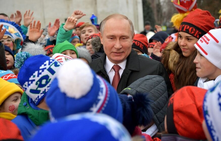    Путин надеется, что доходы семей с детьми увеличатся за счет снижения инфляции