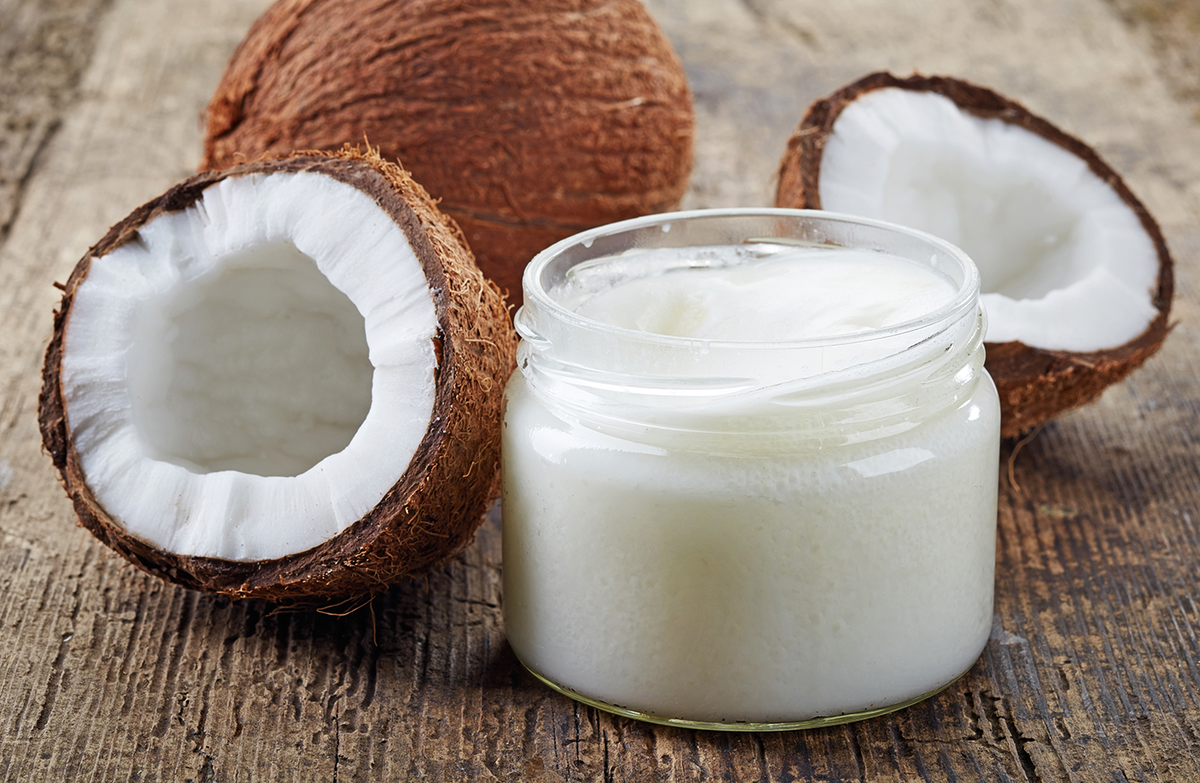 Сегодня поговорим о кокосовом масле. И узнаем так ли оно полезно, как о нем говорят.