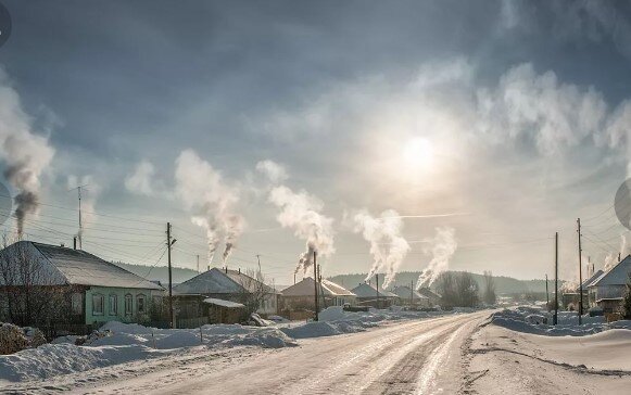 НАЧАЛО На следующий день Илья ушел на работу, всю ночь он почти не спал и морозный воздух пошел ему на пользу, взбодрив его.  А мать, оставшись дома, взялась за уборку.