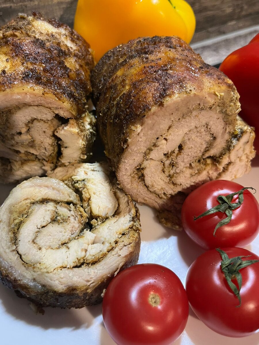 Мясной рулет из свинины в духовке - рецепты с фото