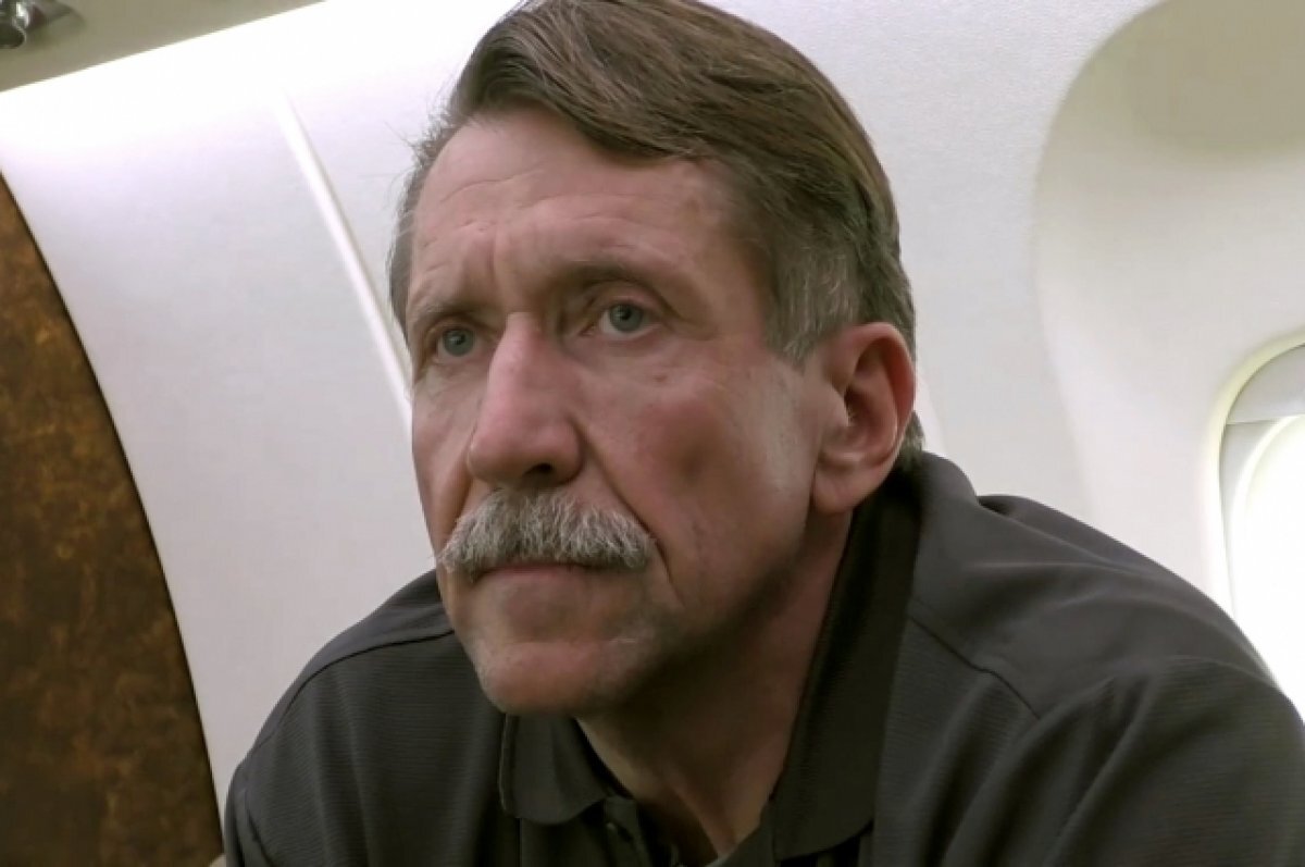    Бут заявил, что всецело поддерживает спецоперацию на Украине