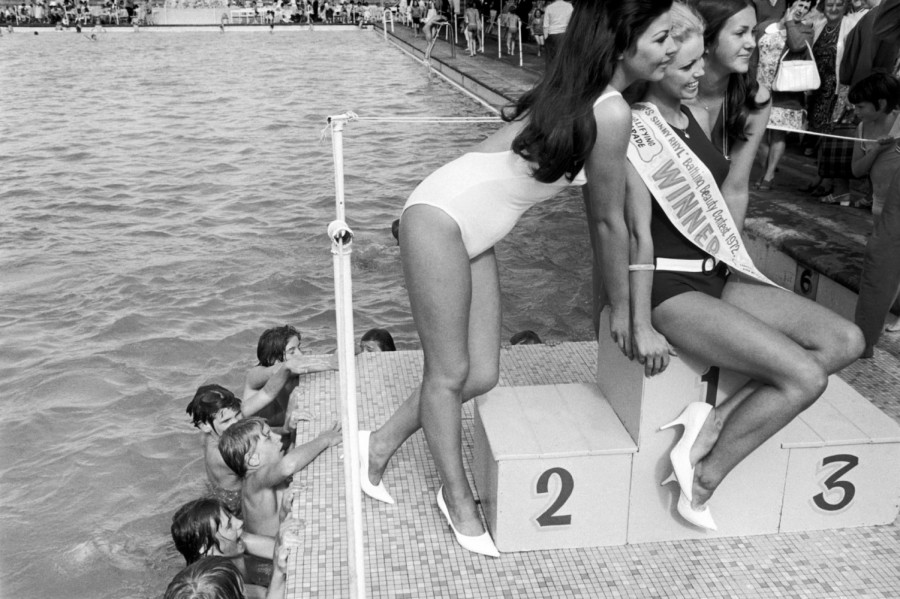 21 век принёс человечеству повальное увлечение диетами и фитнесом. Наверное, в некоторых случаях это неплохо и может быть даже полезно.-38