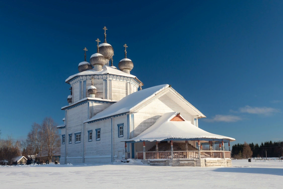 Каргополь деревянная Церковь