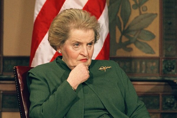 Мадлен Олбрайт