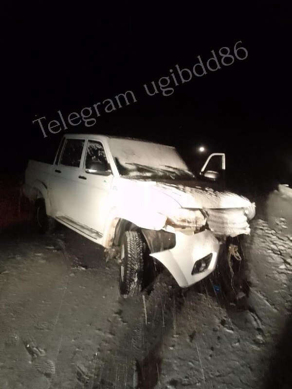    На трассе в Югре столкнулись УАЗ и Kia, пострадали четыре человека