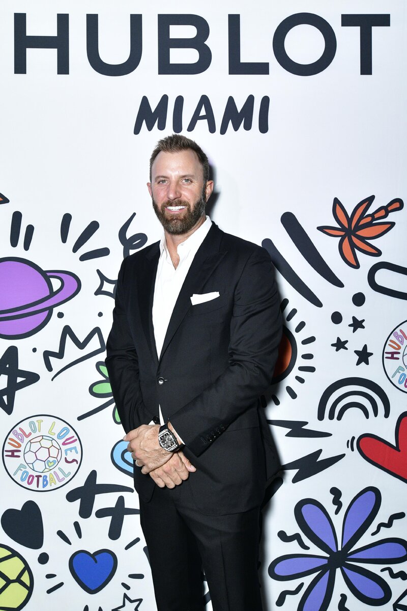 Однако главным событием вечера стала презентация нового партнерства между Hublot и&nbsp;Qatar&nbsp;Football. Во&nbsp;время мероприятия была организована встреча с&nbsp;легендарным футболистом Марадоной и&nbsp;состоялась выставка уникальных футбольных кубков. Помимо этого, была проведена благотворительная аукционная акция в&nbsp;пользу фонда&nbsp;Desai&nbsp;Foundation.