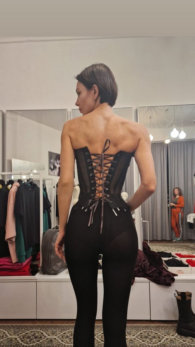    Настасья Самбурская в дерзком образеСоцсети Настасьи Самбурской