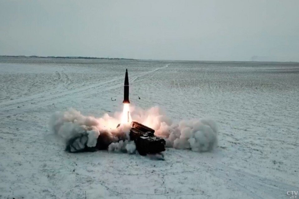     В Минобороны Беларуси сказали об образцах вооружения, которые способны нанести огневое поражение «в стратегической глубине». Фото: СТВ