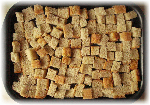 Как приготовить ароматные сухарики из ржаного хлеба — пошаговый рецепт | taimyr-expo.ru