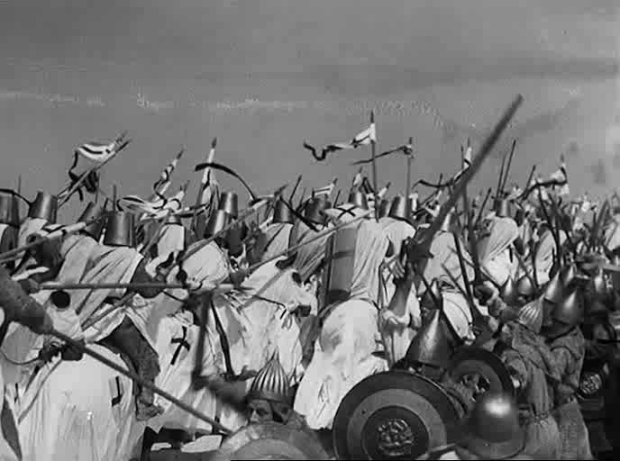 Ледовое побоище эйзенштейн. Ледяной князь. Ледовое побоище эйзенштейн. Ледовое побоище рыцари-крестоносцы. Сцена ледового побоища.