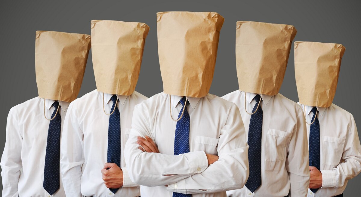 Чиновники / зарплата / политика