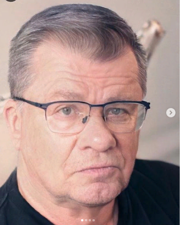 Гарик Харламов. Похож на дедулю с соседнего двора.