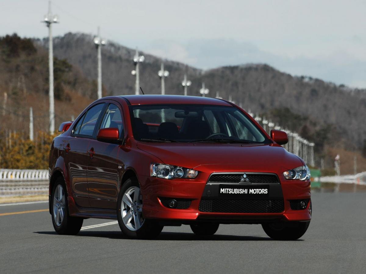  Lancer 10,фото из Интернета.