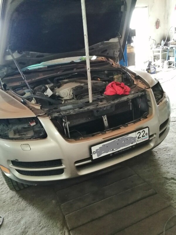 На этом моменте уже определились, что телевизор цельный...