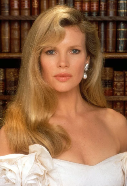 Ким была невероятно хороша и сексуальна...