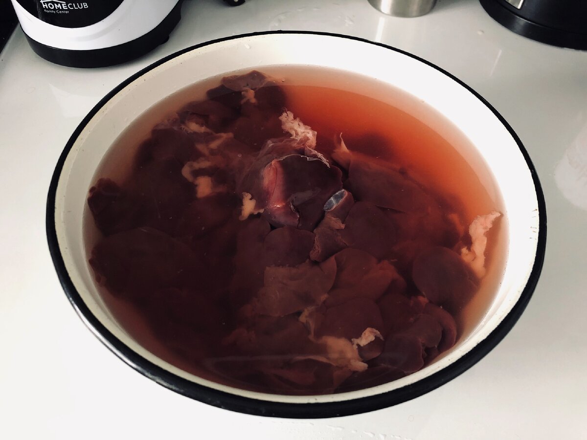Очень вкусный торт из печени, который оценят даже дети.