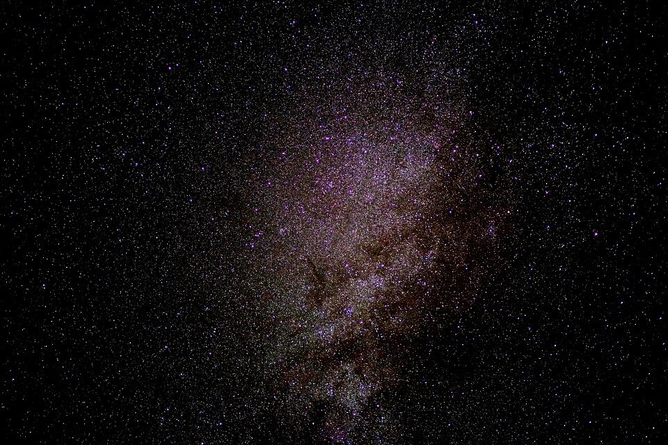 https://cdn.pixabay.com/photo/2016/09/08/20/52/milky-way-1655504_960_720.jpg