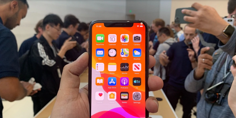 Какие игры выйдут на iphone. IOS 13 айфон 11 Pro Max. Iphone 11 Pro IOS 13. Iphone 11 Pro Max a13 Bionic. Iphone 11 с IOS 13.4