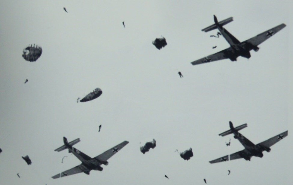 Высадка немецкого десанта на остров Крит