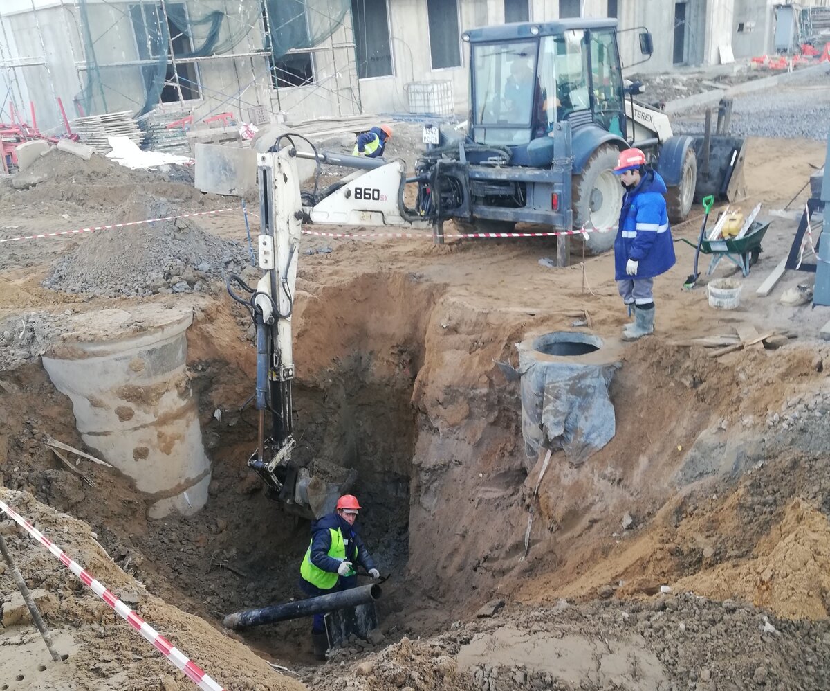 Роем котлован под ливневки в СПб | Доставим техническую воду в  Санкт-Петербурге и ЛО | Дзен