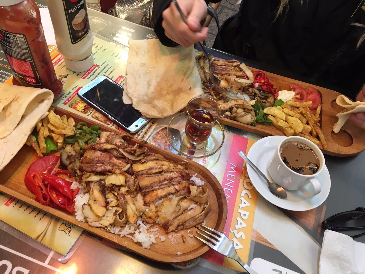 17 лир и обед Ваш!