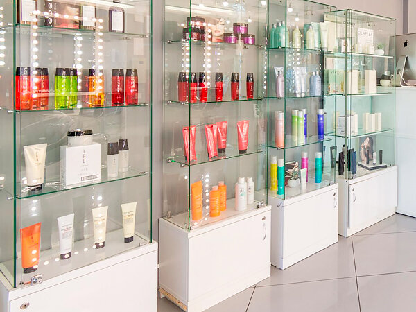 Мебель для магазина косметики