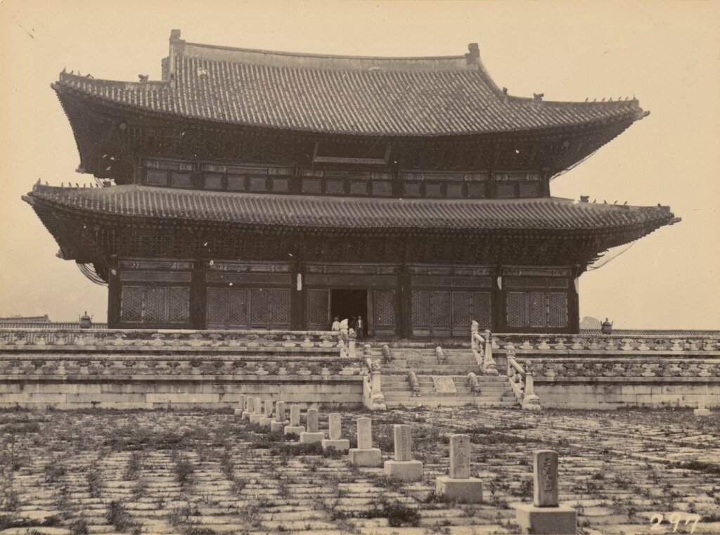История азии. Южная Корея Чосон. Южная Корея 19 век. Тронный зал дворца Кенбоккун. Чосон Корея 19 век