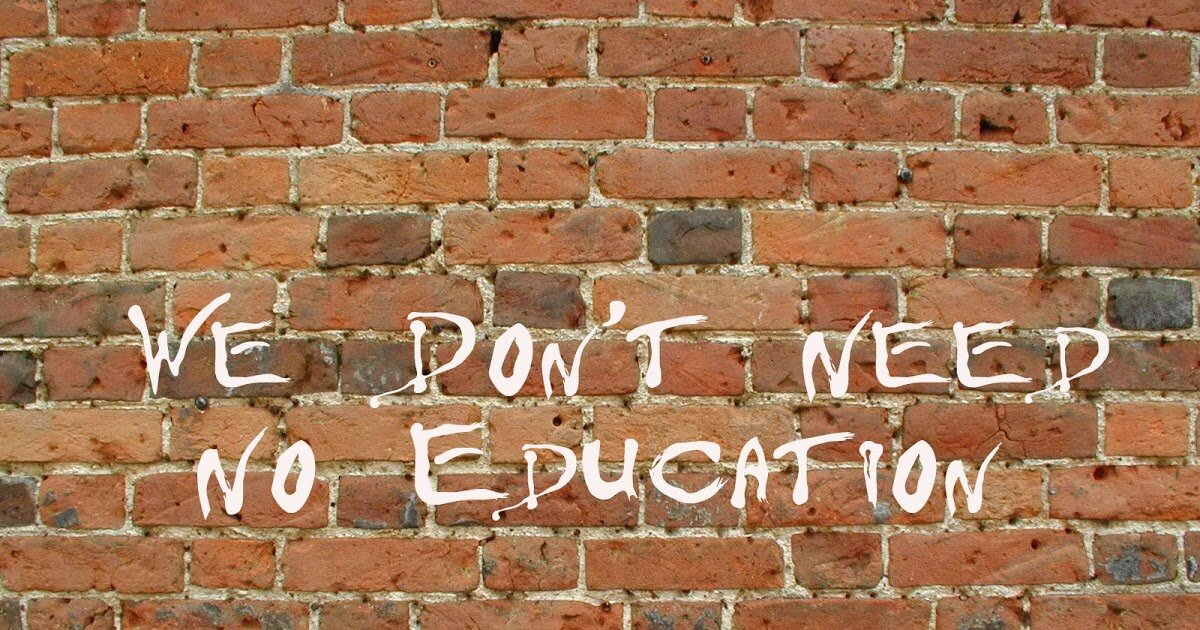 "Стена" Великолепный концерт и очень поучительный, актуальный фильм