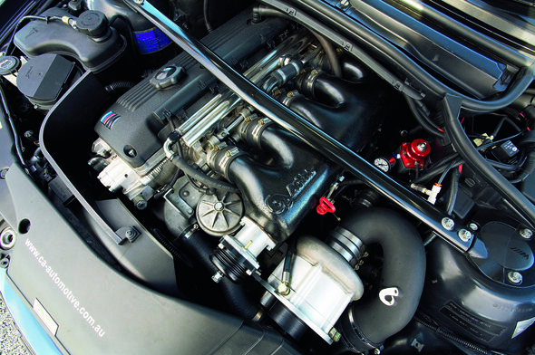 Двигатель е 46. BMW engine s54. M3 e46 s54. E46 m3 engine Bay. E46 m3 под капотом.