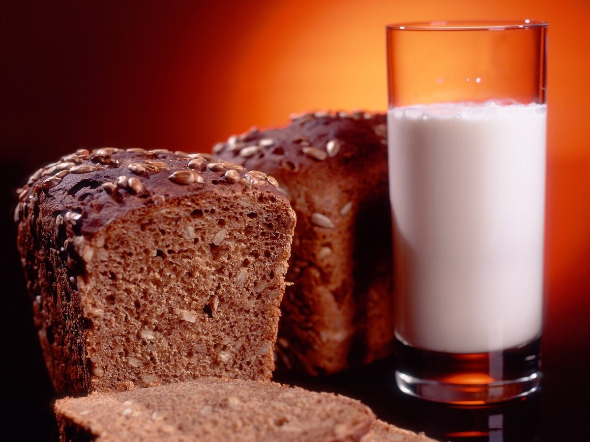 https://get.wallhere.com/photo/food-bread-dessert-milk-baking-produce-622584.jpg