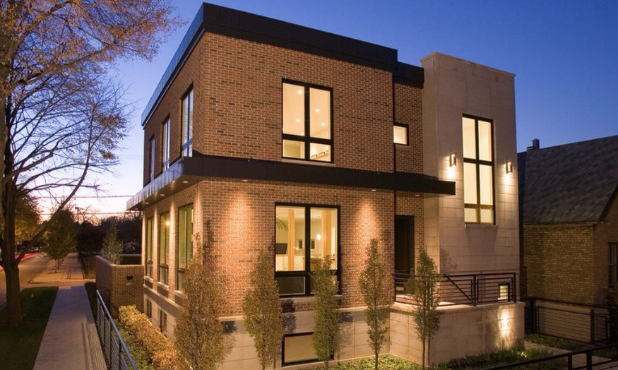                                                                            Дом из кирпича