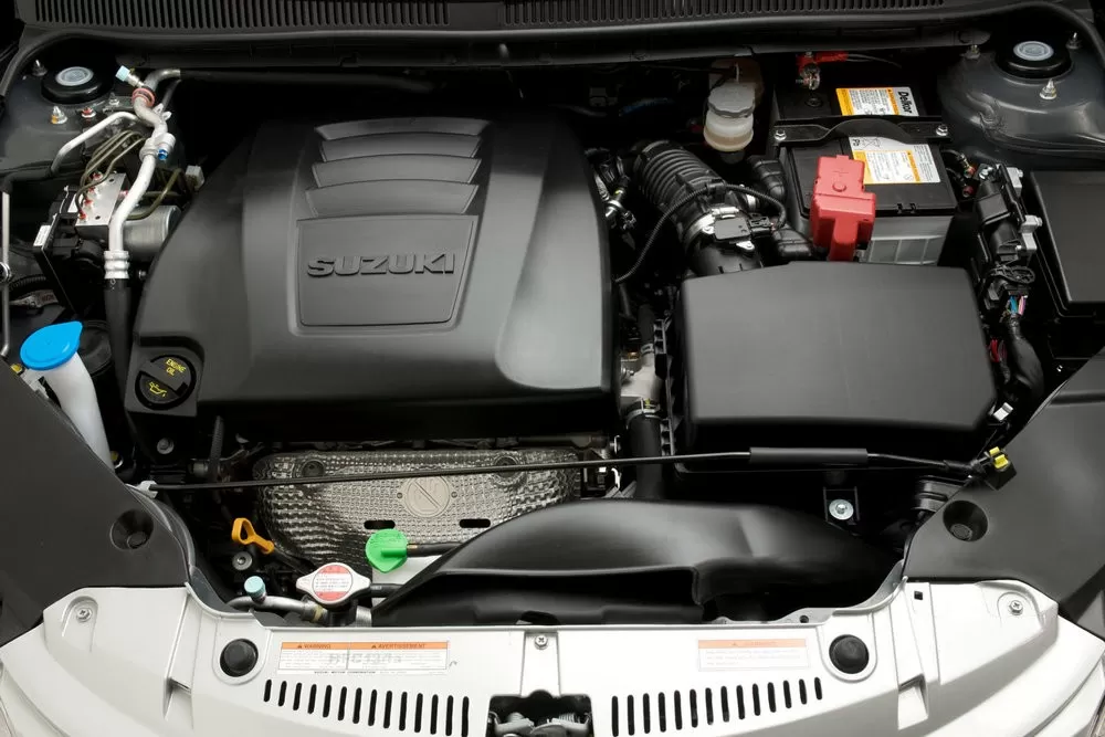 Suzuki sx4 classic салон. сузуки sx4 2008 салон. сузуки сх4 2011 салон. моторный отсек сузуки sx4. Sx4 2006 салон.