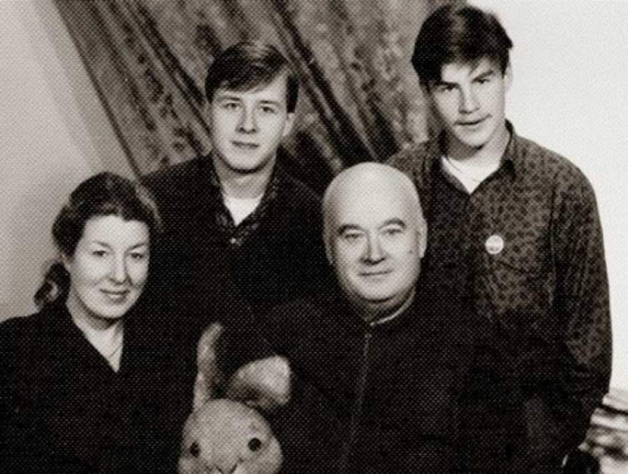 Сложные судьбы детей Евгения Моргунова