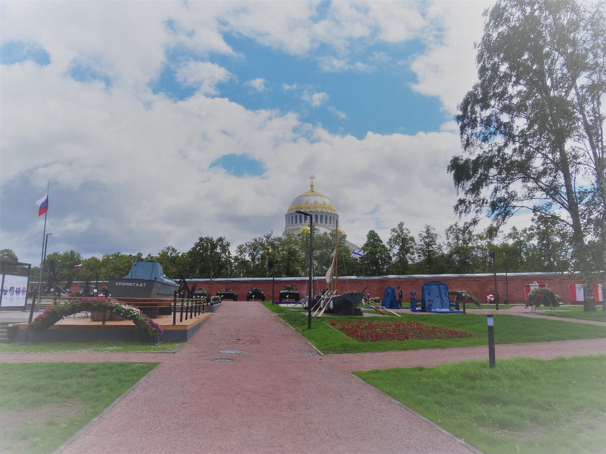 В Доковом Адмиралтействе