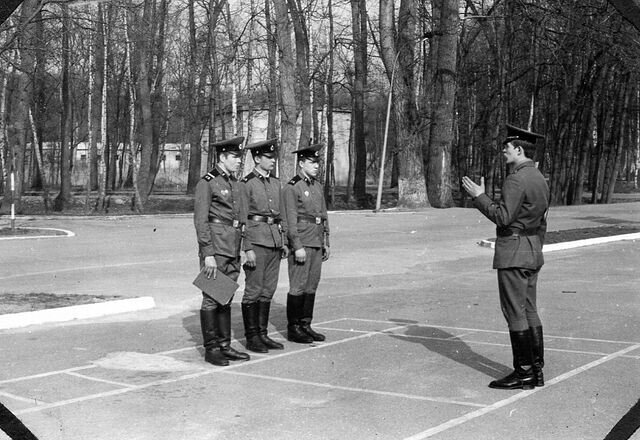 Гсвг 89. Гсвг 89. Школа 89 вюнсдорф. 23 средняя школа гсвг. 23 школа гсвг.