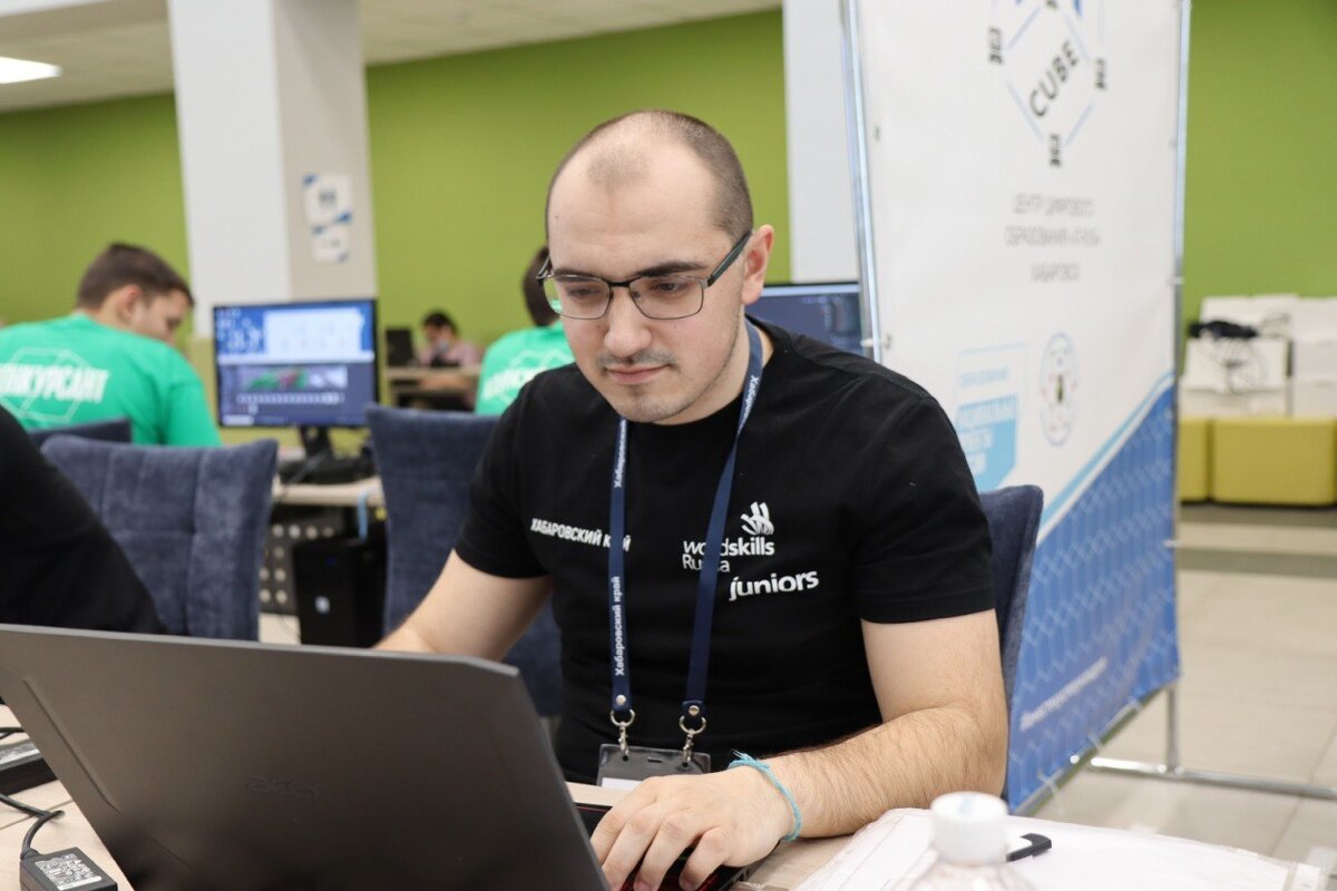 Главный эксперт WorldSkills за работой