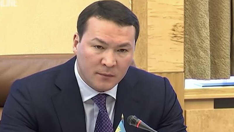 ÐÐºÑÑÐ°Ð»ÑÐ½ÑÐ¹ ÑÑÐ°ÑÑÑ ÐÑÑÑÑÐ»ÑÐ°Ð½Ð° ÐÐ°Ð·Ð°ÑÐ±Ð°ÐµÐ²Ð° Ð¸ ÐµÐ³Ð¾ ÑÐ¾Ð´ÑÑÐ²ÐµÐ½Ð½Ð¸ÐºÐ¾Ð²