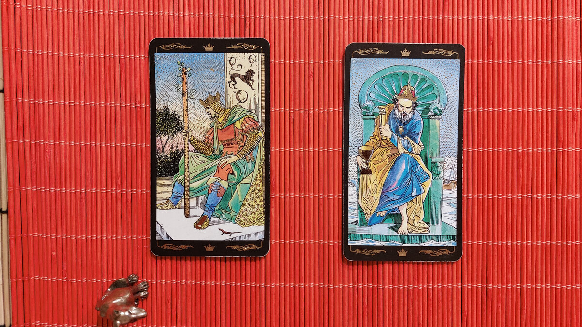 Выбирайте одного из двух королей! Жезлов или кубков?