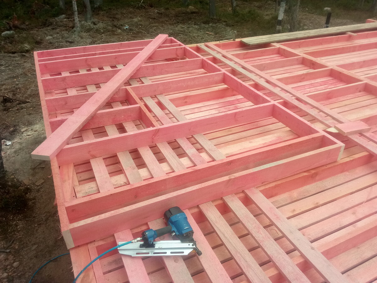 Начало. пробуем собрать первый кусок стены.