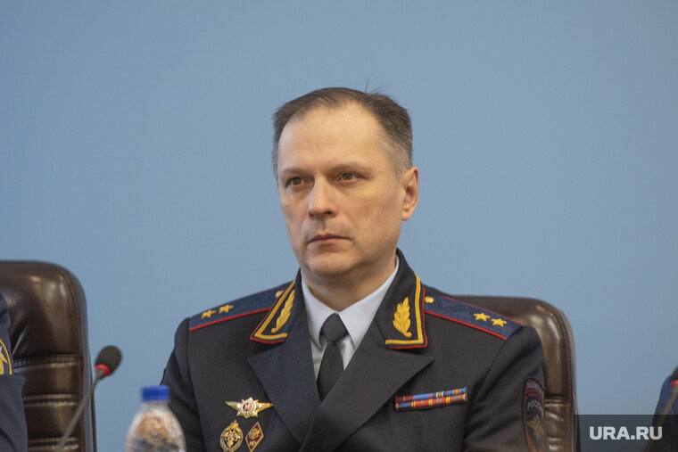    Александр Щеглов планирует побеседовать с губернатором о доплатах пермским полицейским
