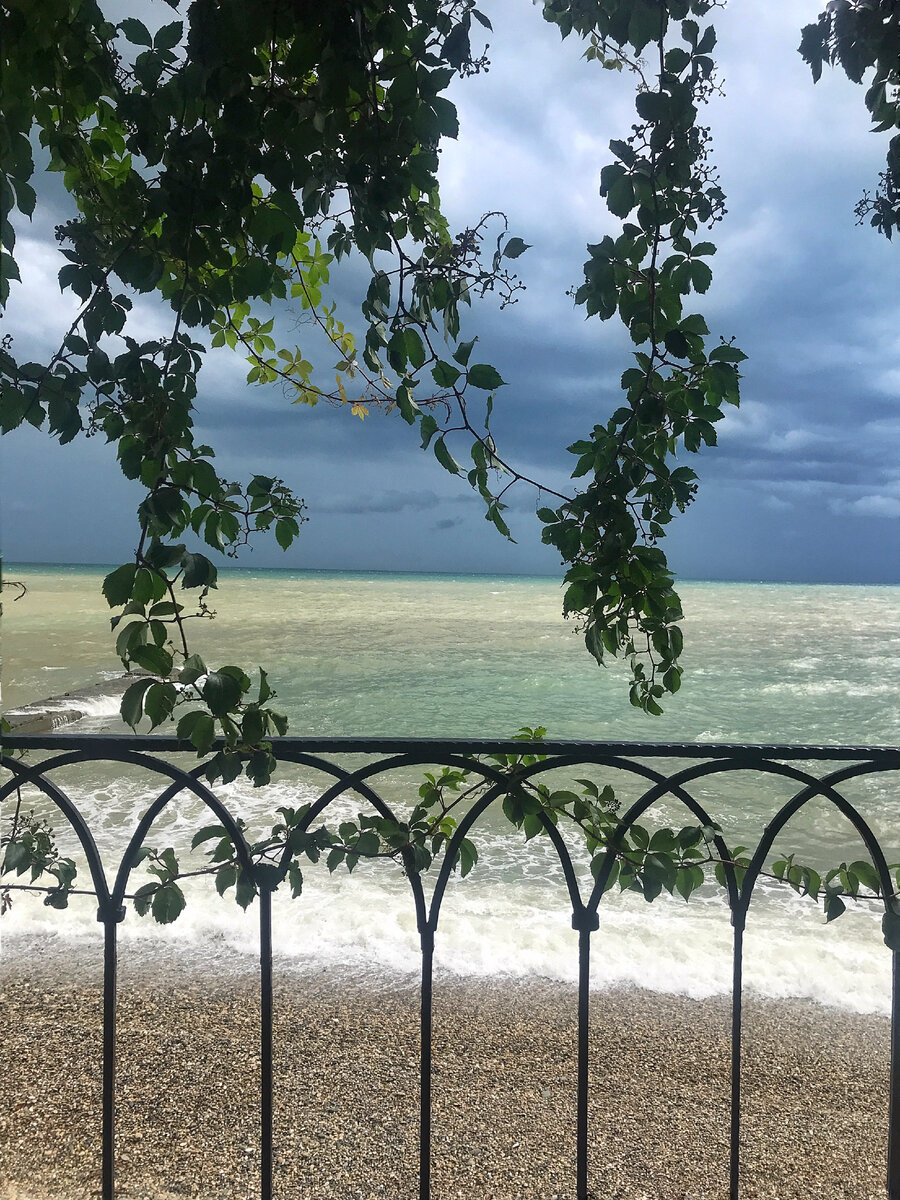 Кафе "Ветерок" на Новом Афоне. Фото из личного архива.