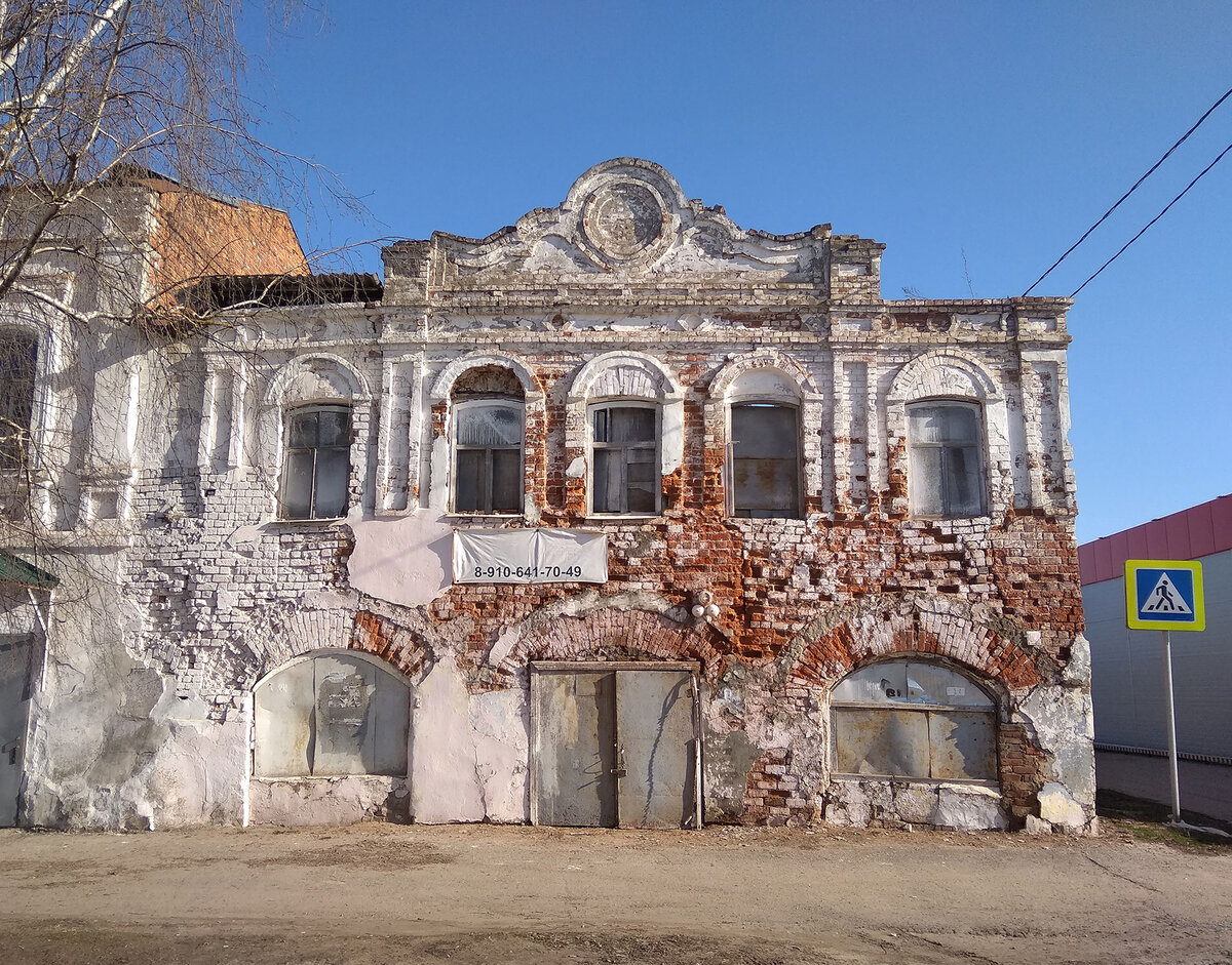 Бывшая Ижевская чайная попечительства о народной трезвости, где Иван Филатов был библиотекарем и руководил клубом самообразования. 2023 год