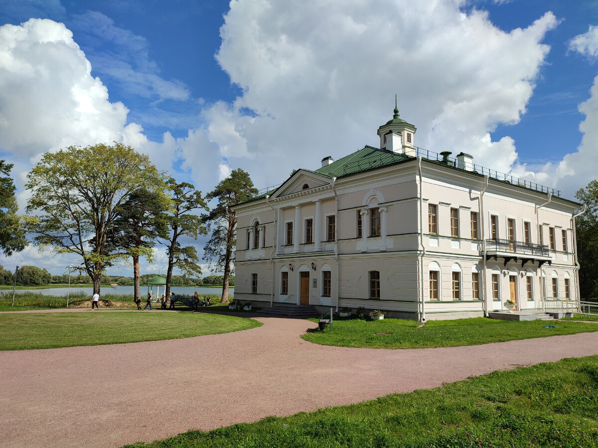 Усадебный дом графини Орловой-Чесменской, начало 19-го века