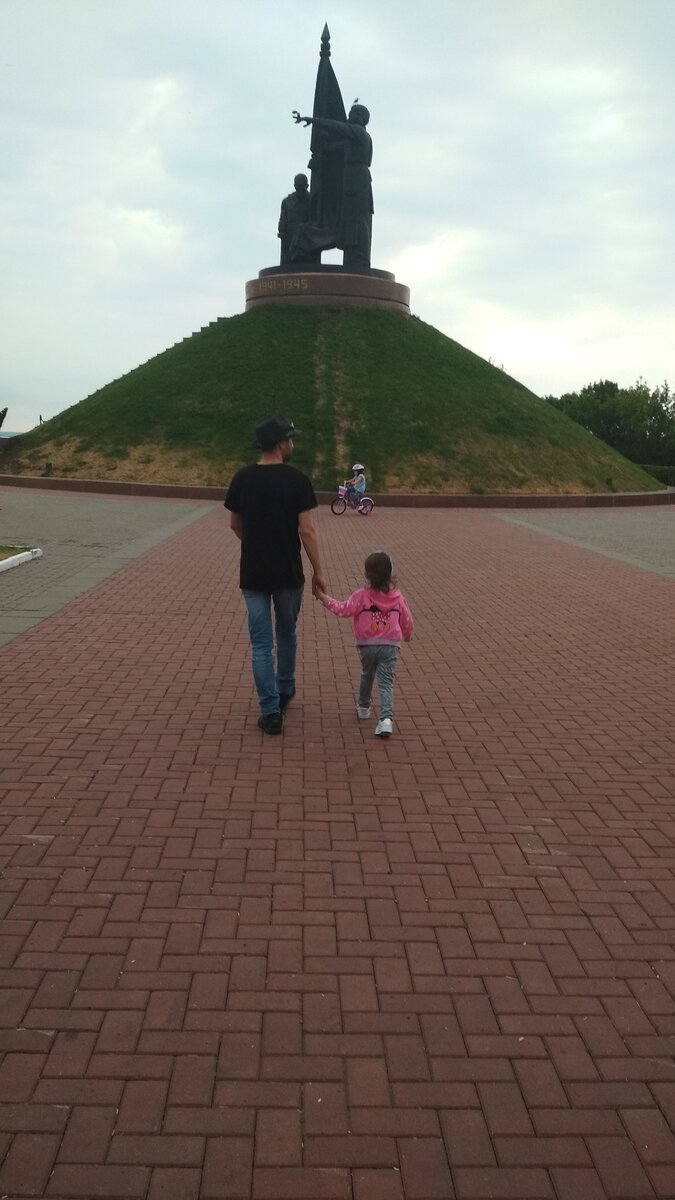                           Монумент Воинской Славы