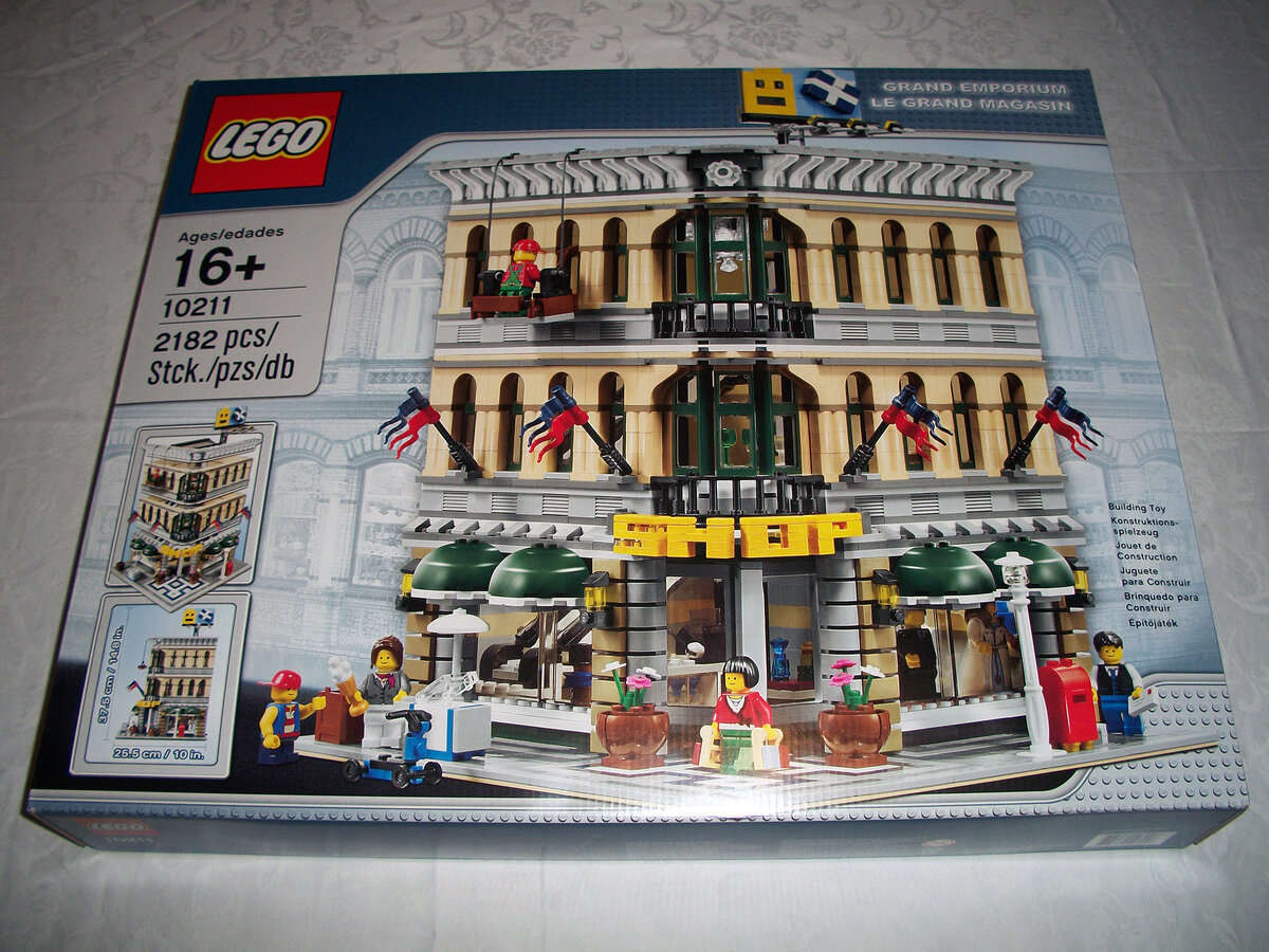 Lego 10211 hot sale