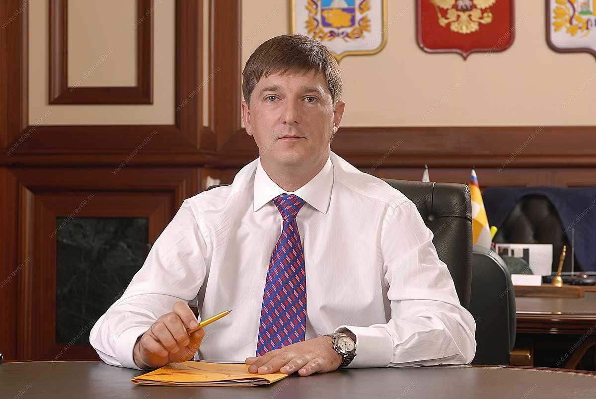Где сейчас бывший мэр. Дмитрий Сергеевич Кузьмин. Кузьмин мэр Ставрополя. Дмитрий Кузьмин Ставрополь. Кузьмин Александр Сергеевич.