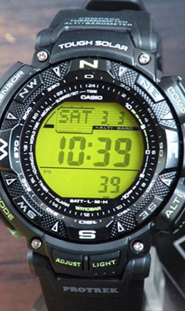 Casio PRO TREK 240-1b